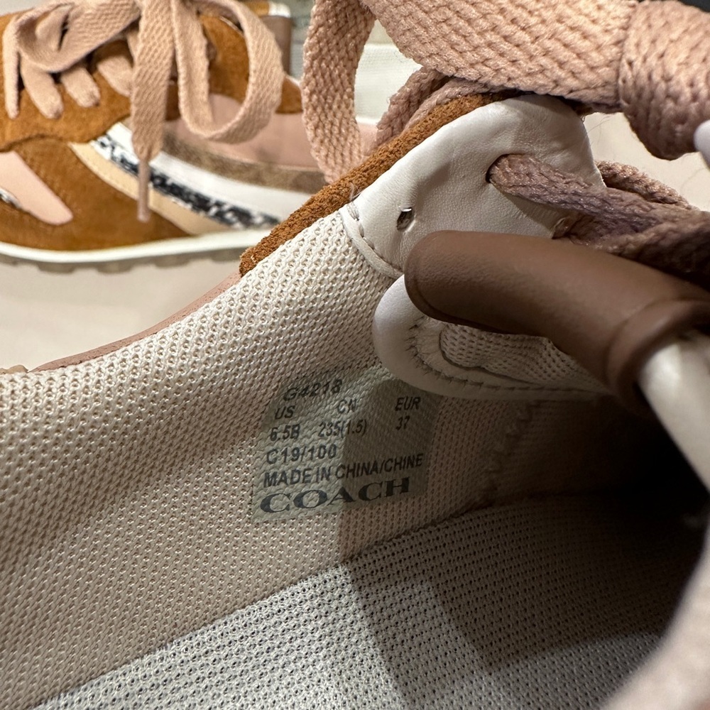 Coach C118 Leather Patchwork Runner Sneakers - Picture 9 of 10